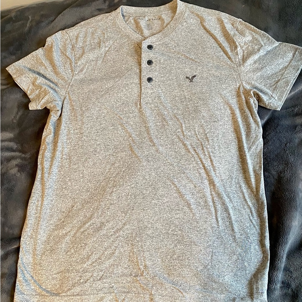 American Eagle Short Sleeve Shirt